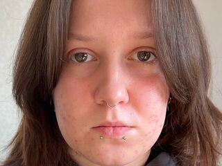 cam girl fingering pussy TieshaBevell