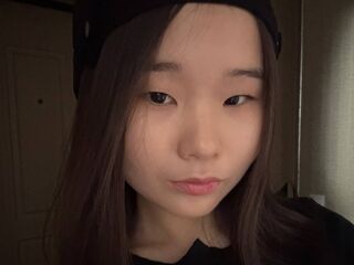 girl TovaHainer