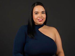 beautiful webcamgirl ValerySwanson