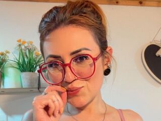 sexy webcam girl VictoriaFalon