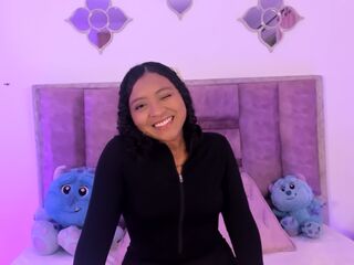 fingering webcam girl YinethMontenegro