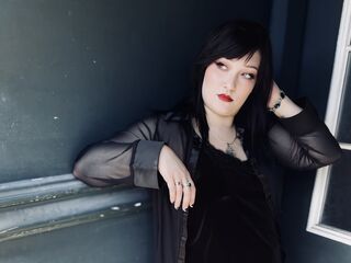 topless cam girl cherryobituary